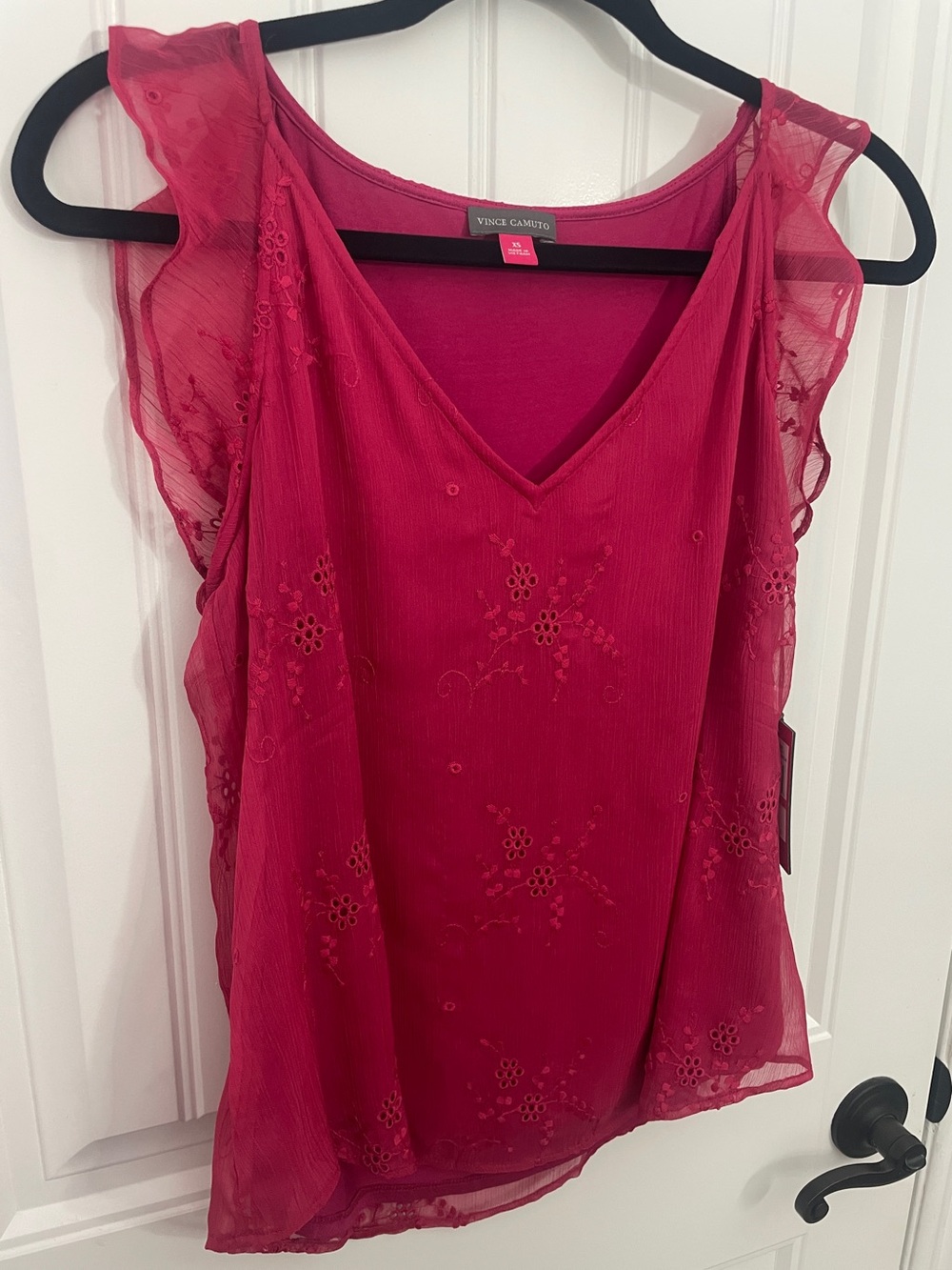 Vince Camuto Embroidered Sheer Overlay Flutter Sleeve Blouse XS NWT $99